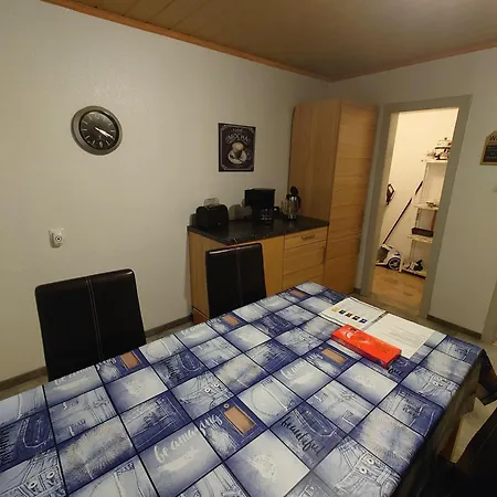 Haus-panoramablick Зундерн